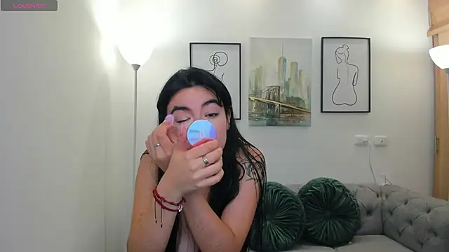 Snapshot of Athenea_sweet_ chatting on 6, 1, 2026 Athenea sweet online show from 6, 1, 2026