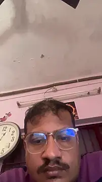 Snapshot of Saxymood1111 chatting on 12, 2, 2026 Saxymood1111 online show from 12, 2, 2026