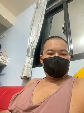 Snapshot of chenweine chatting on 3, 12, 2025 chenweine online show from 3, 12, 2025