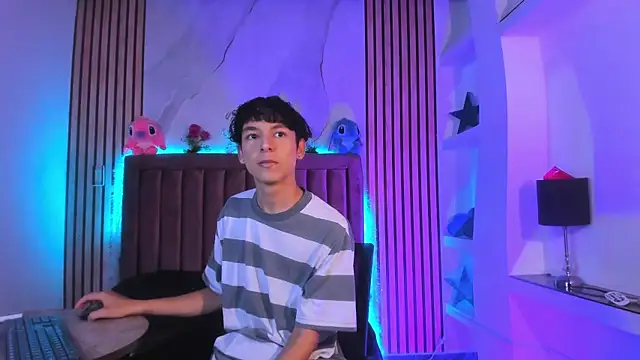 Snapshot of SthepanodiMonaco chatting on 7, 1, 2026 SthepanodiMonaco online show from 7, 1, 2026