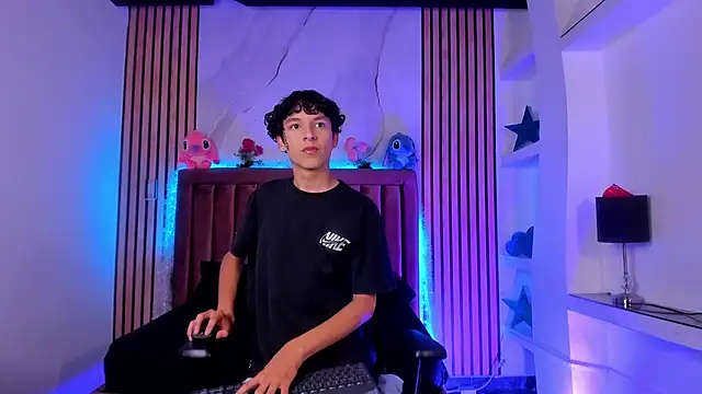 Snapshot of SthepanodiMonaco chatting on 17, 1, 2026 SthepanodiMonaco online show from 17, 1, 2026