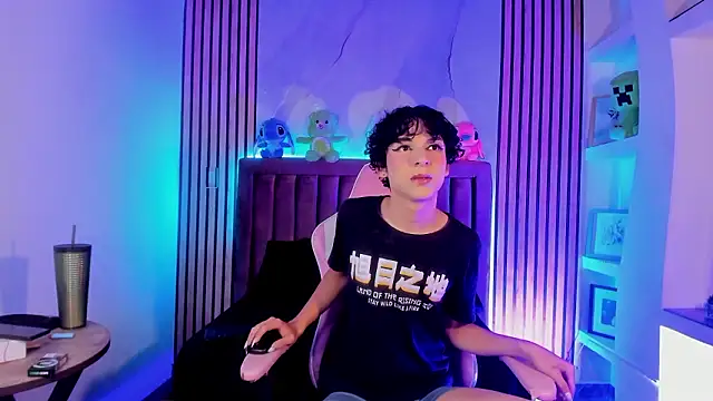 Snapshot of SthepanodiMonaco chatting on 2, 3, 2026 SthepanodiMonaco online show from 2, 3, 2026