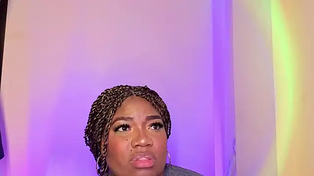 Snapshot of GraceMaaceey chatting on 25, 2, 2026 GraceMaaceey online show from 25, 2, 2026