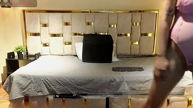  Caroline34 online show from 20, 3, 2026