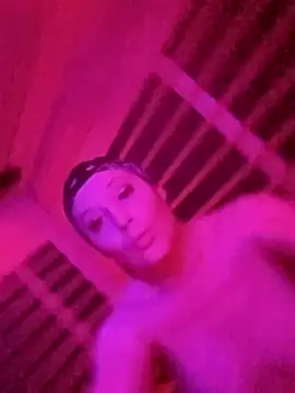 Mona The MILF online show from 18, 3, 2026