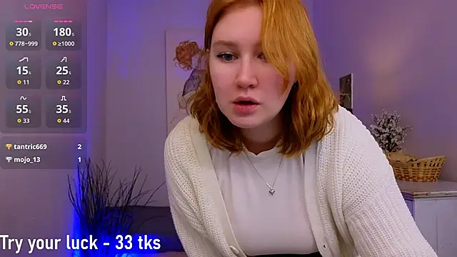 Snapshot of _aurareflection chatting on 29, 11, 2025 aurareflection online show from 29, 11, 2025