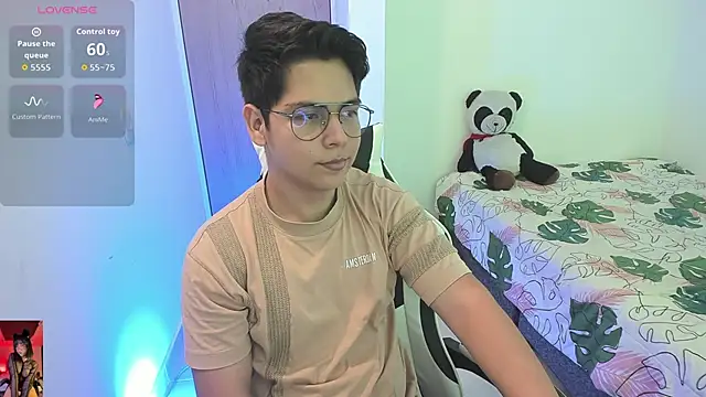 Asta YunoXXX online show from 11, 3, 2026