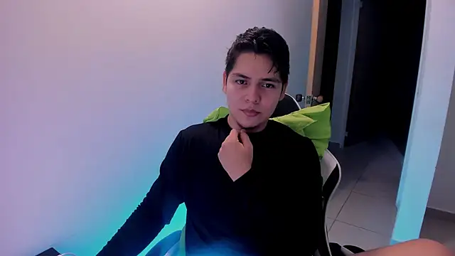 Asta YunoXXX online show from 2, 6, 2026