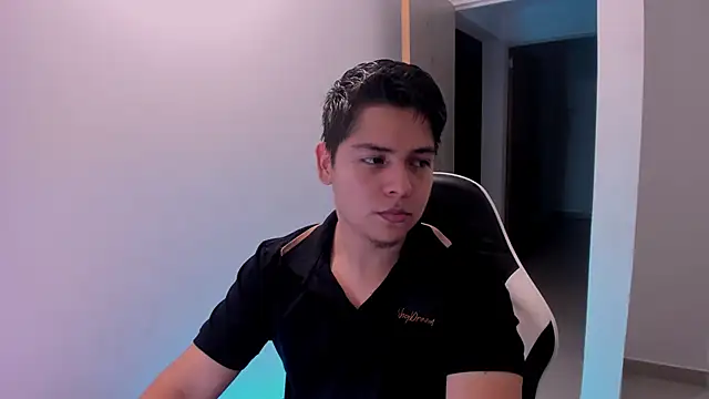 Asta YunoXXX online show from 5, 6, 2026