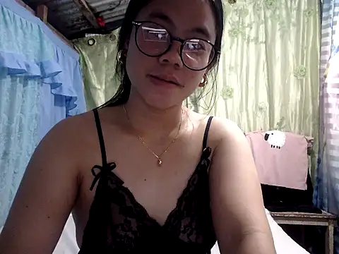 xxdreamgirl69 online show from 6, 2, 2026