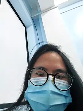 xxdreamgirl69 online show from 13, 2, 2026