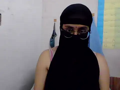 babyshallu05 online show from 30, 11, 2025