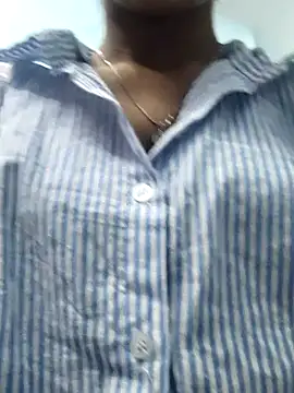 Snapshot of Isha_Liha chatting on 28, 11, 2025 Isha Liha online show from 28, 11, 2025