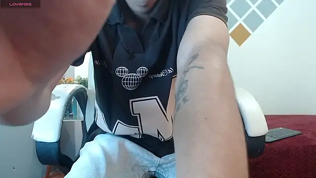 LucassSmith11 online show from 18, 3, 2026