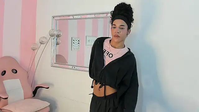 Amaia Monroe online show from 16, 2, 2026