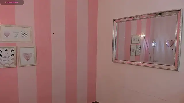 Amaia Monroe online show from 17, 4, 2026