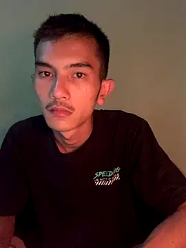 BoyPablo22 online show from 29, 11, 2025