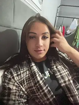 Snapshot of larysinha chatting on 25, 6, 2026 larysinha online show from 25, 6, 2026