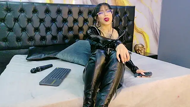 MilaDeRoux online show from 26, 3, 2026