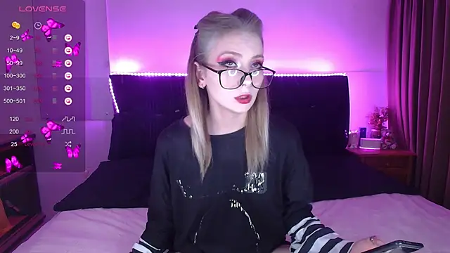 amyshhka online show from 4, 12, 2025