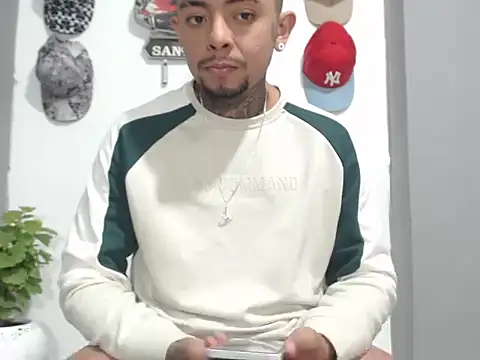 Snapshot of BASTIAN_NICOLAS_ chatting on 1, 2, 2026 BASTIAN NICOLAS online show from 1, 2, 2026