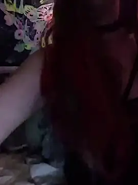 Snapshot of spunfoxxx chatting on 19, 6, 2026 spunfoxxx online show from 19, 6, 2026