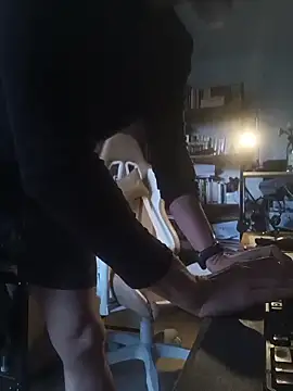 DanWolverin online show from 11, 2, 2026