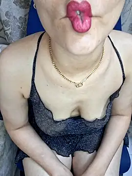 Snapshot of deva-sexy chatting on 18, 12, 2025 deva-sexy online show from 18, 12, 2025