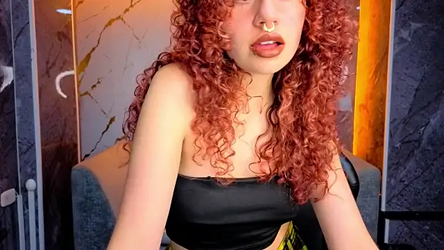 Snapshot of Merida_b chatting on 3, 12, 2025 Merida b online show from 3, 12, 2025