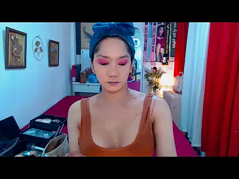 UrScreenGoddess online show from 18, 12, 2025