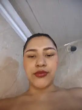 Julia-Blair online show from 6, 4, 2026