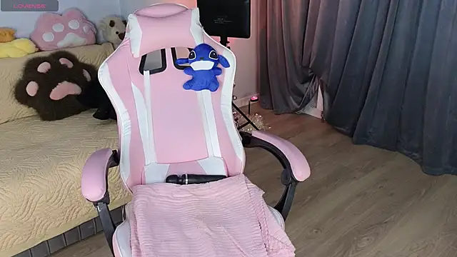 mimiicherry online show from 9, 2, 2026