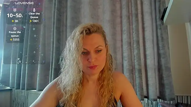 LanaLight x online show from 12, 4, 2026