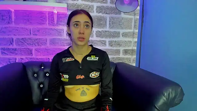 Snapshot of Ariana_collinss chatting on 27, 5, 2026 Ariana collinss online show from 27, 5, 2026