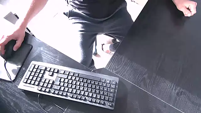 TRESBONNEBITE online show from 12, 2, 2026