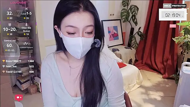 nayomi 34f online show from 4, 6, 2026