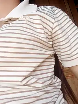 Hilary-123 online show from 7, 4, 2026