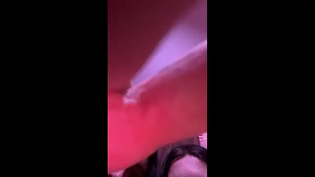 screamm lolalitaa online show from 16, 1, 2026