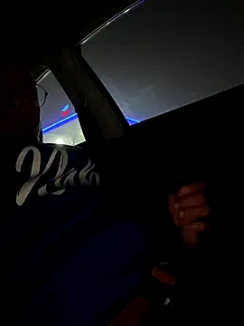 ValuedConcept687 online show from 17, 12, 2025