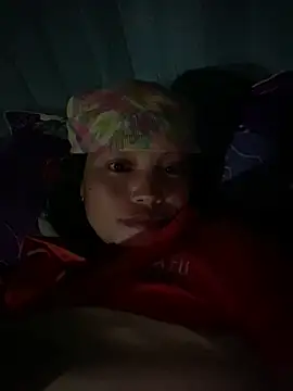 Snapshot of Lilik2 chatting on 14, 12, 2025 Lilik2 online show from 14, 12, 2025