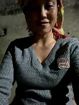 Snapshot of Lilik2 chatting on 19, 12, 2025 Lilik2 online show from 19, 12, 2025