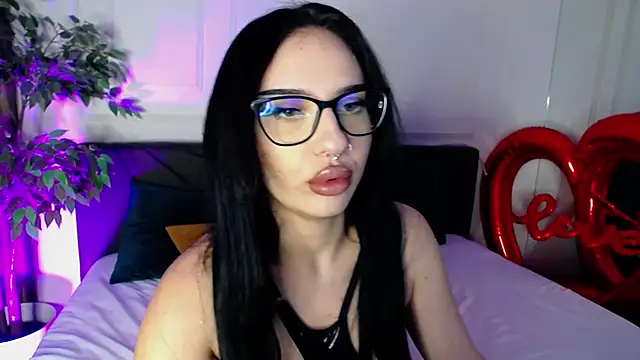 RavenFoxxy online show from 4, 3, 2026