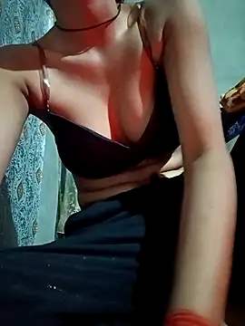 Snapshot of Shruti_Sarma chatting on 18, 1, 2026 Shruti Sarma online show from 18, 1, 2026