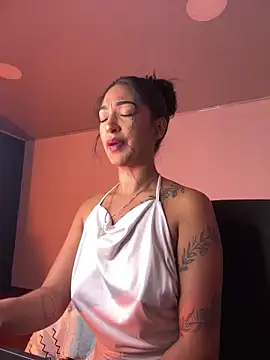 Snapshot of VanneGoddess chatting on 28, 3, 2026 VanneGoddess online show from 28, 3, 2026