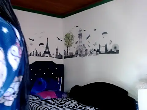 MisNicol online show from 17, 12, 2025