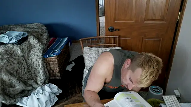 Snapshot of SpunRedneck chatting on 15, 3, 2026 SpunRedneck online show from 15, 3, 2026