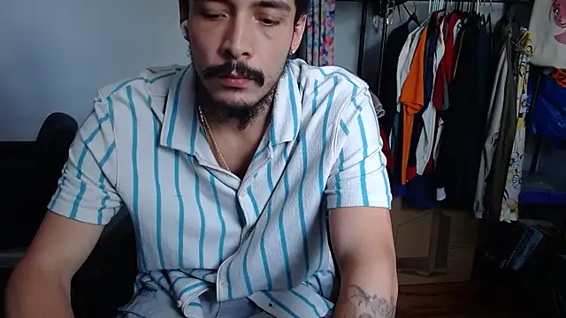 Snapshot of Longdforya chatting on 22, 7, 2026 Longdforya online show from 22, 7, 2026