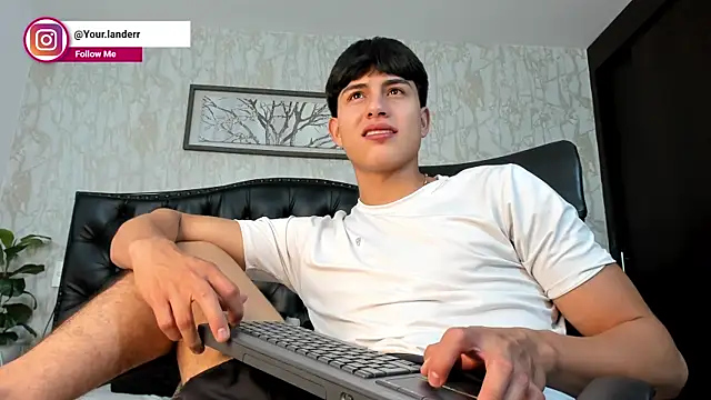 Snapshot of Lander_Cruz chatting on 25, 6, 2026 Lander Cruz online show from 25, 6, 2026
