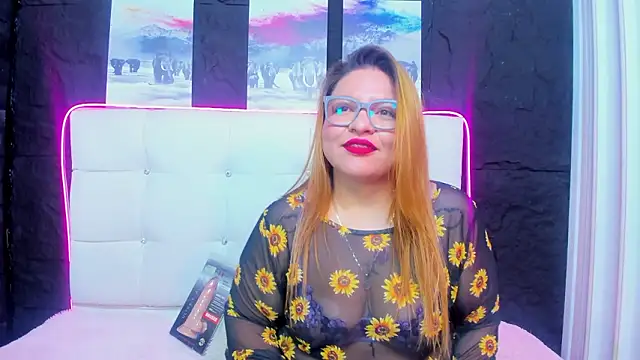 Snapshot of Sue_andersson chatting on 2, 2, 2026 Sue andersson online show from 2, 2, 2026