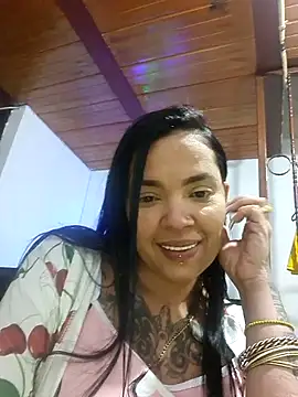 Sophialewuis online show from 5, 12, 2025